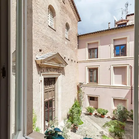 Colosseo Historic Appartement