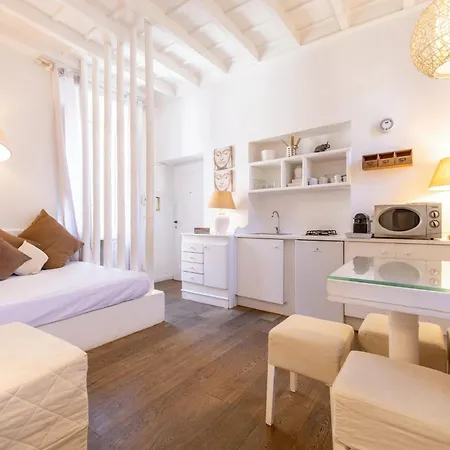 Apartamento Colosseo Historic *
